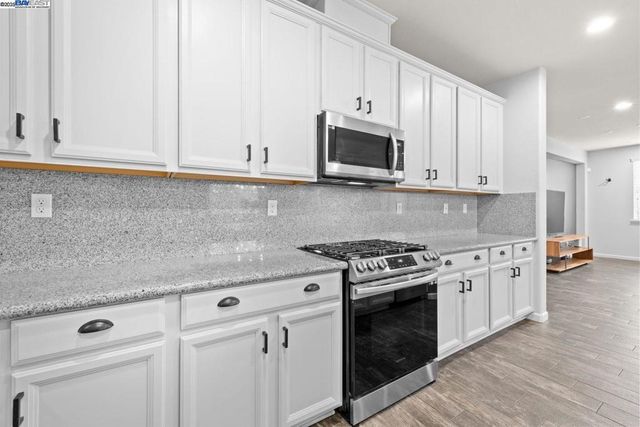 917 Talaria Ct, Oakley, CA 94561