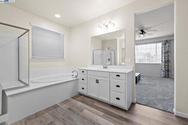 917 Talaria Ct, Oakley, CA 94561