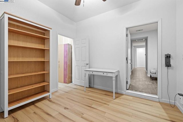 917 Talaria Ct, Oakley, CA 94561