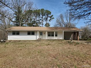 528 Dogwood Lane, Houston, MO 65483