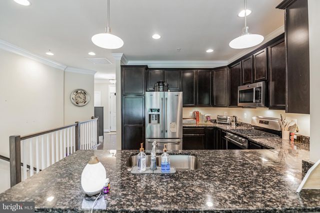 392 BUCKEYE CIR, La Plata, MD 20646