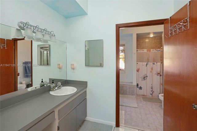 14826 SW 110th Ter, Miami, FL 33196