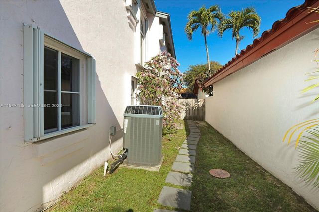 14826 SW 110th Ter, Miami, FL 33196