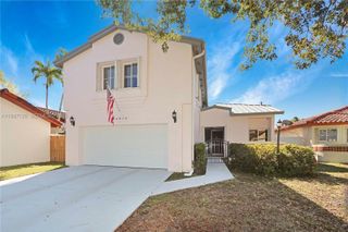 14826 SW 110th Ter, Miami, FL 33196