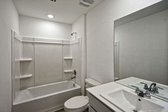 768 Grey Dove, New Braunfels, TX 78132