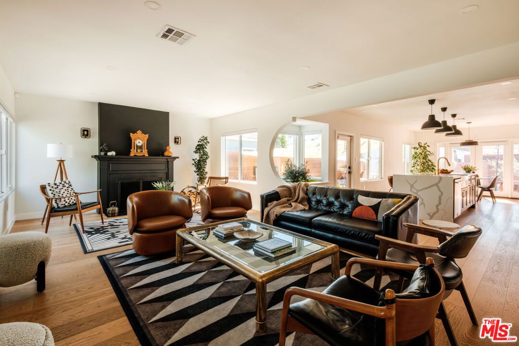 3625 Somerset Drive, Los Angeles, CA 90016 — photo 3