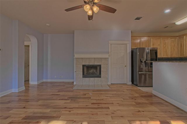 610 Palo Alto LN, Cedar Park, TX 78613