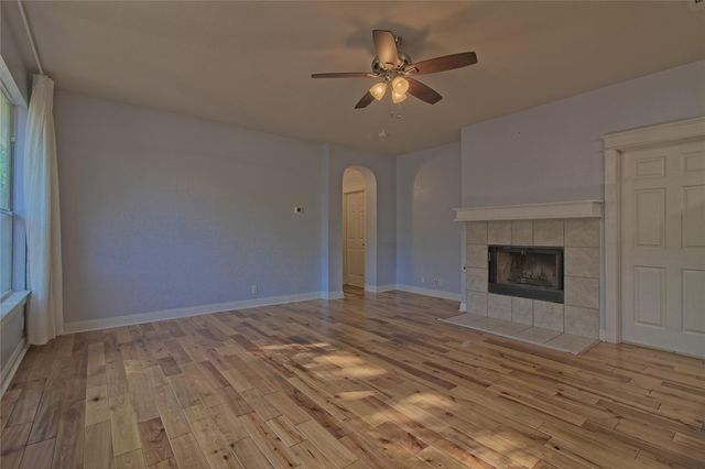 610 Palo Alto LN, Cedar Park, TX 78613