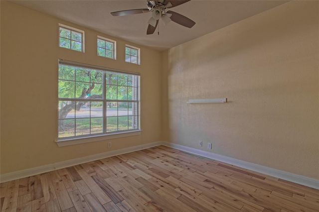 610 Palo Alto LN, Cedar Park, TX 78613