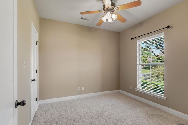 39112 Driftwood Lake Dr, Gonzales, LA 70737
