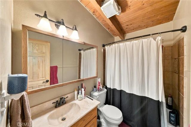 31430 Frontier, Running Springs, CA 92382