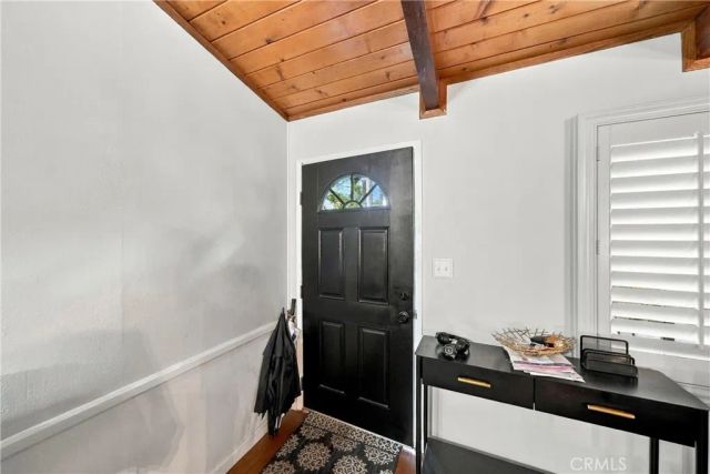 31430 Frontier, Running Springs, CA 92382