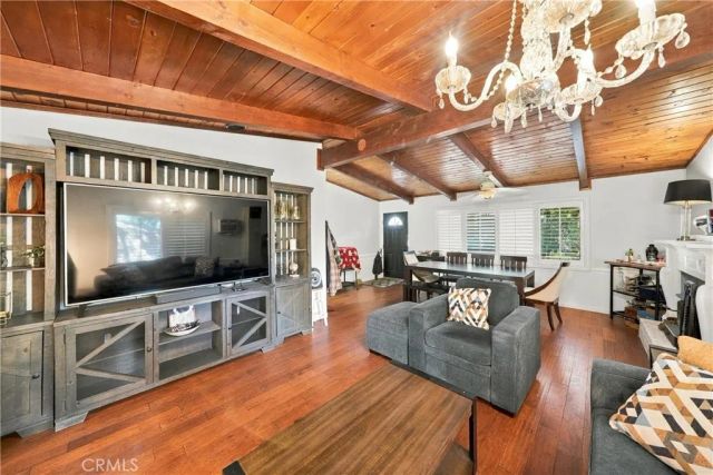 31430 Frontier, Running Springs, CA 92382