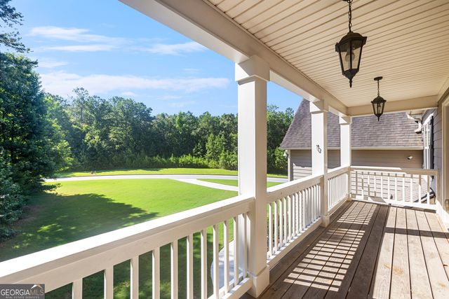 211 Fox Hall Crossing W, Senoia, GA 30276