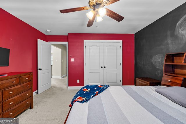 211 Fox Hall Crossing W, Senoia, GA 30276