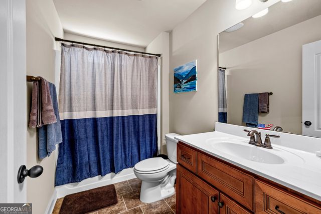 211 Fox Hall Crossing W, Senoia, GA 30276
