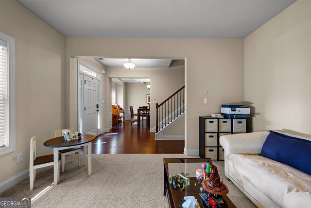211 Fox Hall Crossing W, Senoia, GA 30276