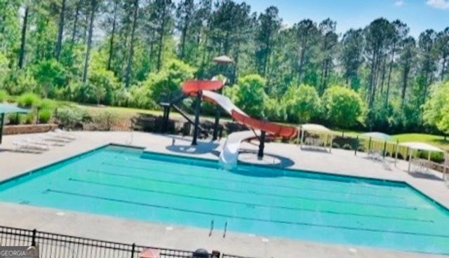 211 Fox Hall Crossing W, Senoia, GA 30276