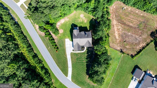 211 Fox Hall Crossing W, Senoia, GA 30276