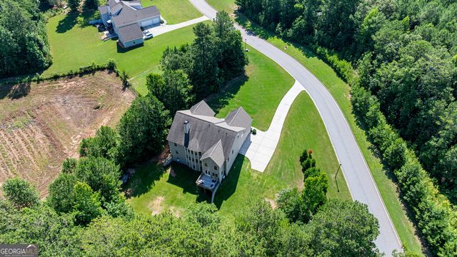 211 Fox Hall Crossing W, Senoia, GA 30276
