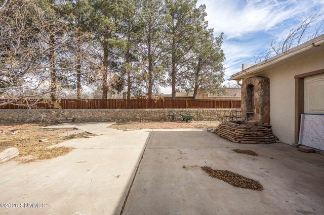 105 Los Nogales Drive, Las Cruces, NM 88001