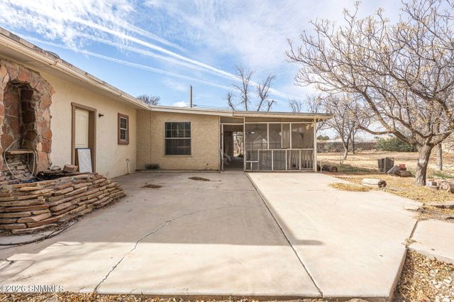 105 Los Nogales Drive, Las Cruces, NM 88001