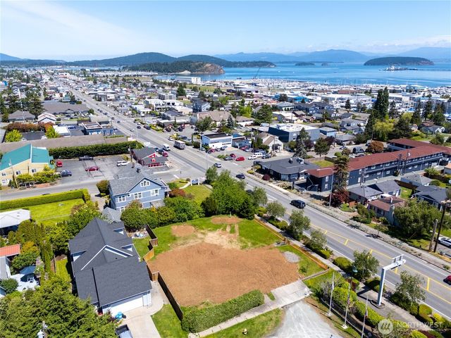 3420 Commercial Avenue, Anacortes, WA 98221
