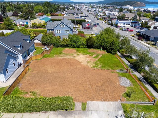 3420 Commercial Avenue, Anacortes, WA 98221
