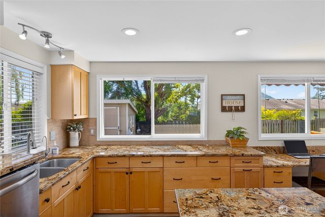 5503 Kingsway, Anacortes, WA 98221