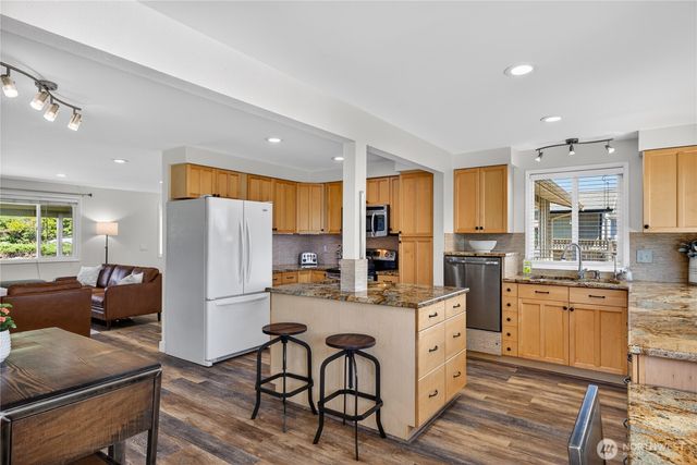 5503 Kingsway, Anacortes, WA 98221