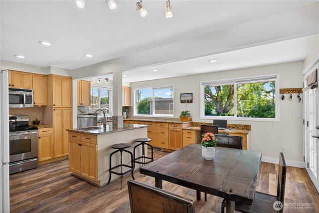 5503 Kingsway, Anacortes, WA 98221