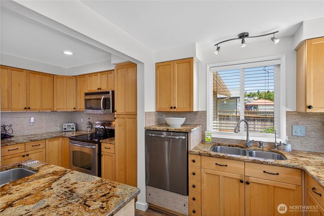 5503 Kingsway, Anacortes, WA 98221