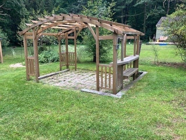 1076 Stony Hill Rd, Wilbraham, MA 01095