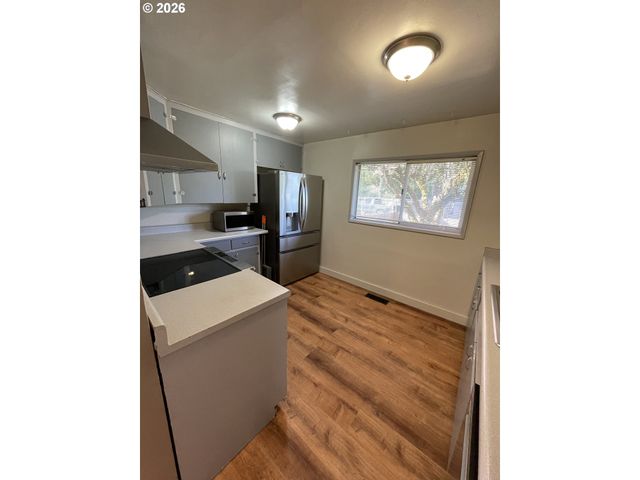 3505 E 13TH St, Vancouver, WA 98661