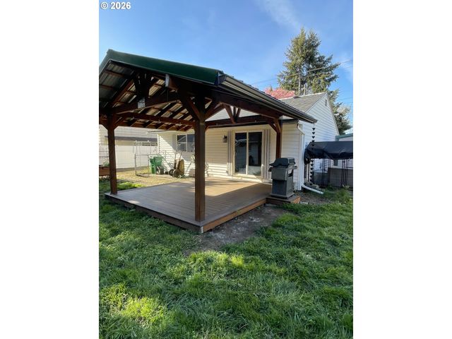 3505 E 13TH St, Vancouver, WA 98661