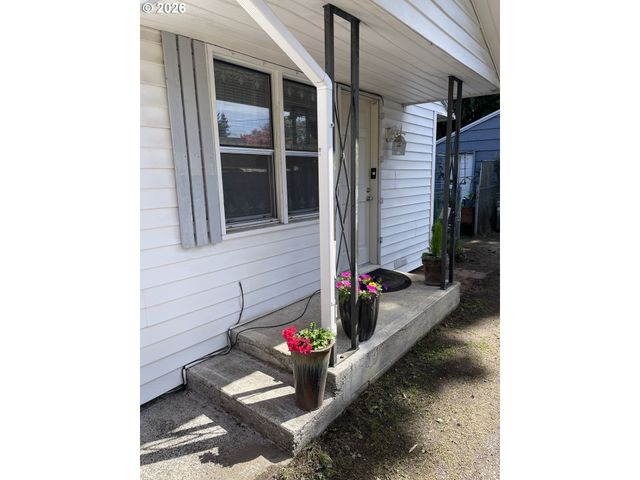 3505 E 13TH St, Vancouver, WA 98661