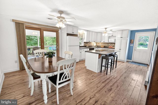 5601-C WOODVILLE RD, Mount Airy, MD 21771
