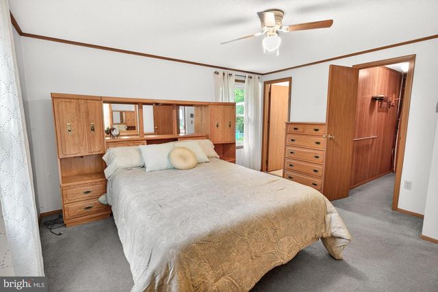 5601-C WOODVILLE RD, Mount Airy, MD 21771