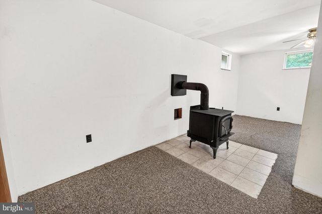 5601-C WOODVILLE RD, Mount Airy, MD 21771
