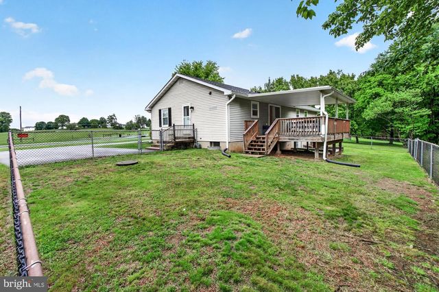 5601-C WOODVILLE RD, Mount Airy, MD 21771
