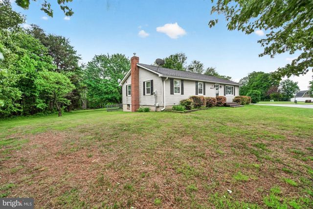 5601-C WOODVILLE RD, Mount Airy, MD 21771