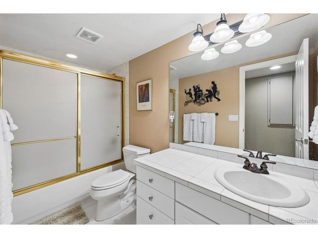 4530 W Aberdeen Ave, Littleton, CO 80123
