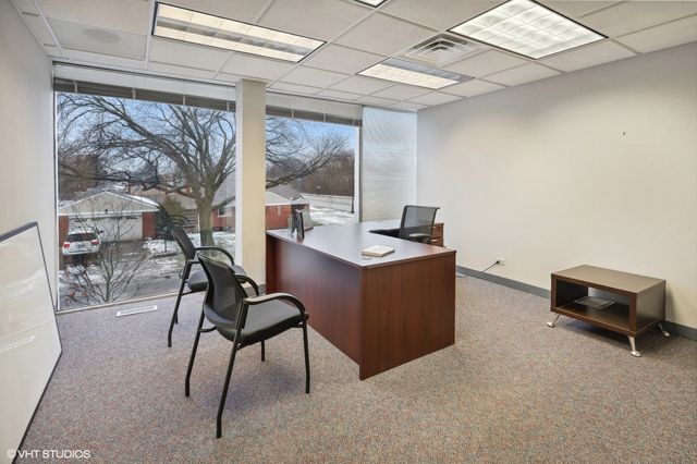 7101 N Cicero Avenue 200, Lincolnwood, IL 60712