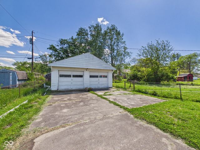 915 Hattie Drive, Anderson, IN 46013