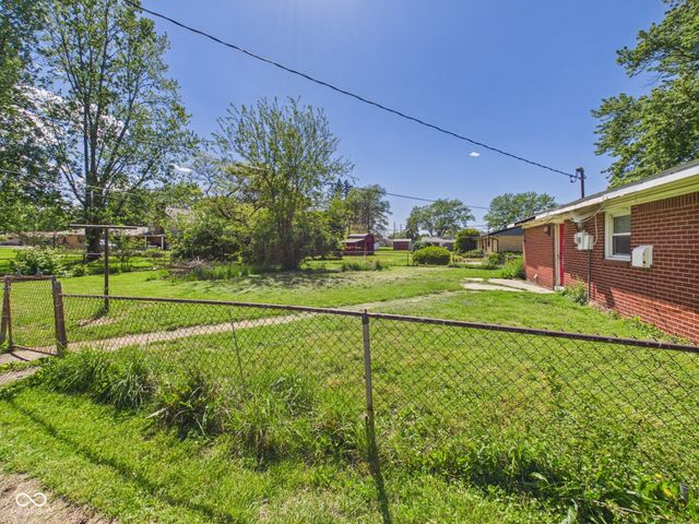 915 Hattie Drive, Anderson, IN 46013