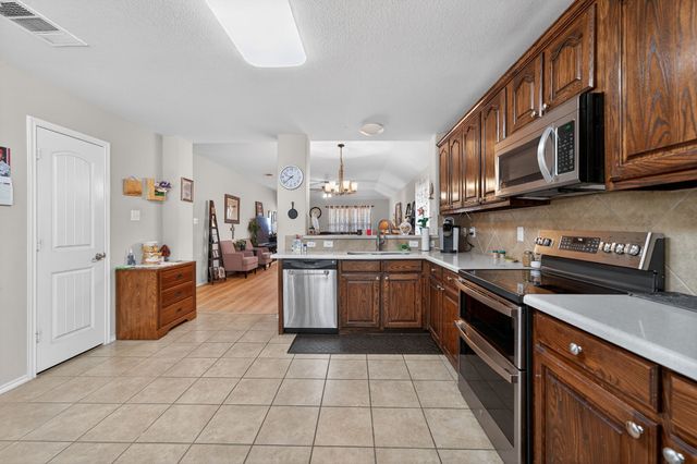 1007 Seminole Lane, Greenville, TX 75402