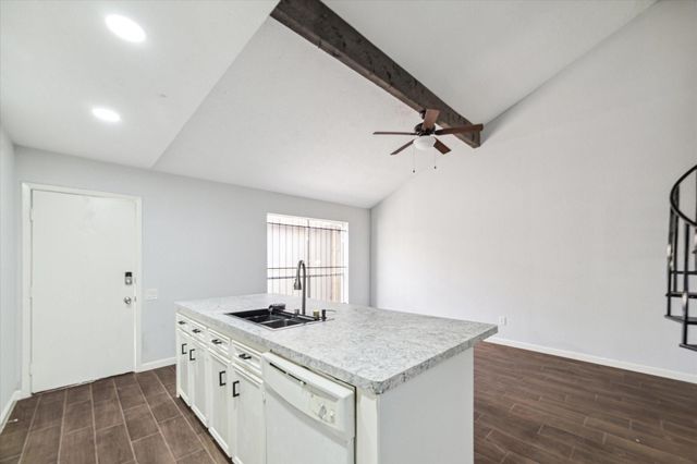 8628 Maplecrest Drive, Houston, TX 77099