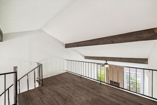 8628 Maplecrest Drive, Houston, TX 77099