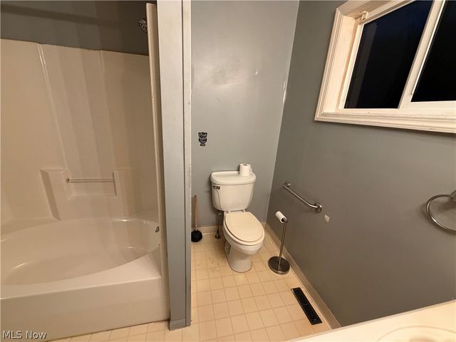 3510 Trumbull Street, Bellaire, OH 43906