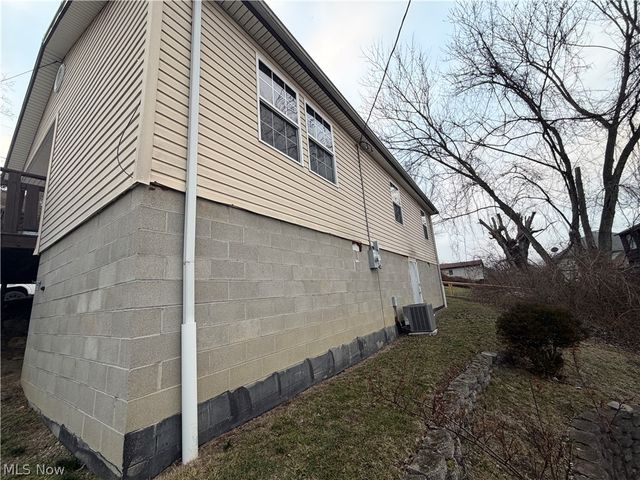 3510 Trumbull Street, Bellaire, OH 43906